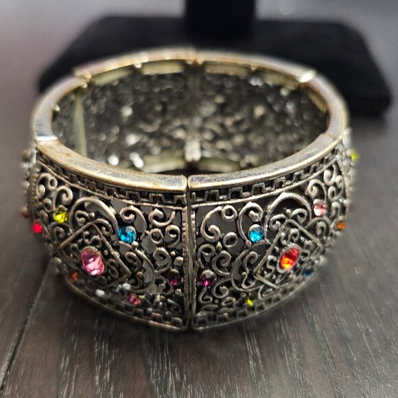 Premier Designs Jewelry - Premier Designs "Royal Design" Bracelet! Excellent Condition!